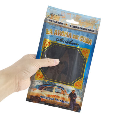 Koper Perjalanan Cerutu Kulit Mewah Kustom dengan Humidifier Kantong Humidor Portabel Bergaris Cedar Kontrol Kelembaban Kantong Ziplock