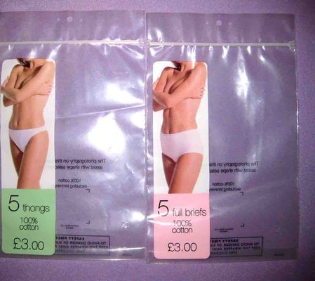 Moisture Proof Packaging Poly Bags / Reclosable Plastic Bags Untuk Pakaian Dalam / Pakaian